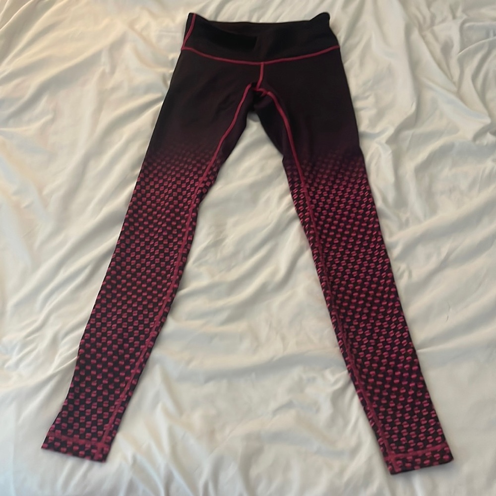 Lulu leggings fair condition